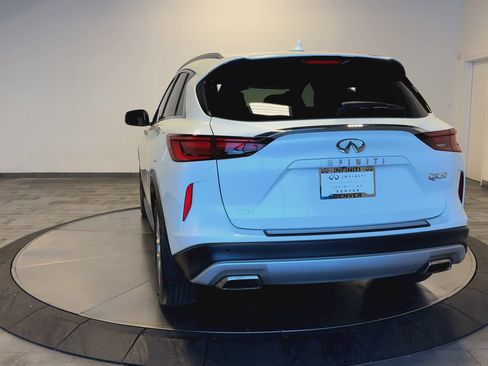 Certified 2022 INFINITI QX50 Essential image 7