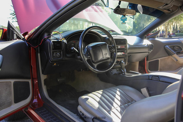Used 2002 Chevrolet Camaro Z28 w/ SS Performance/Appearance Pkg RWD image 29