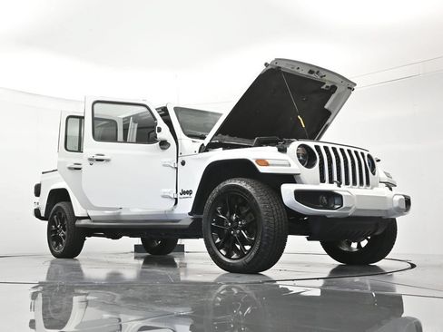 Used 2021 Jeep Gladiator Overland AWD/4WD image 50