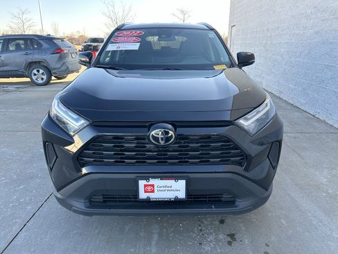 Certified 2022 Toyota RAV4 XLE image 8