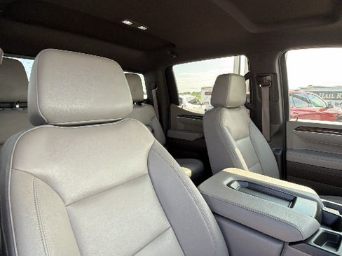 Used 2023 Chevrolet Silverado 1500 LT w/ Leather Package RWD image 27