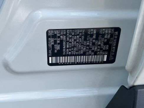 Used 2023 Nissan Rogue S image 41