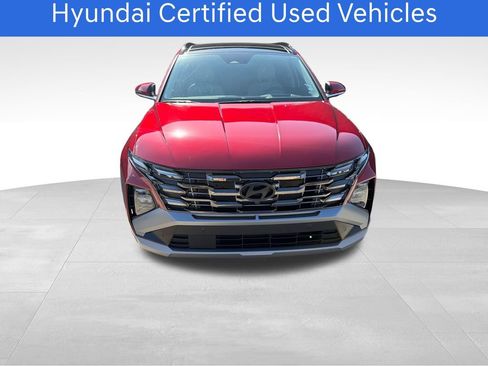 Certified 2025 Hyundai Tucson Limited AWD/4WD image 10