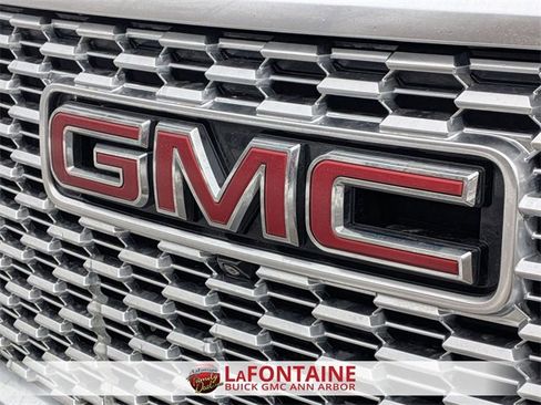 Certified 2021 GMC Yukon Denali w/ Denali Premium Package image 9