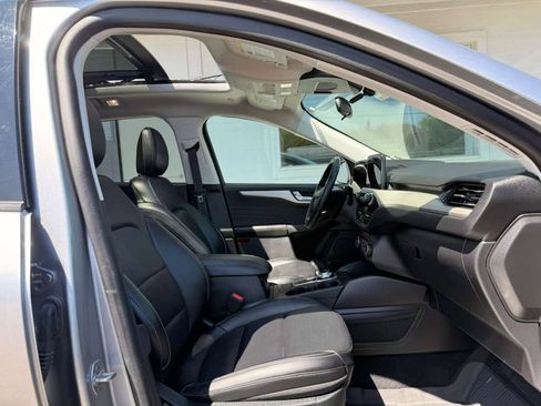 Used 2021 Ford Escape SEL FWD image 20