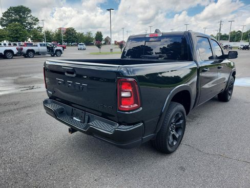Used 2025 RAM 1500 Big Horn AWD/4WD image 3