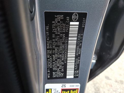 Used 2025 Toyota Camry SE image 26