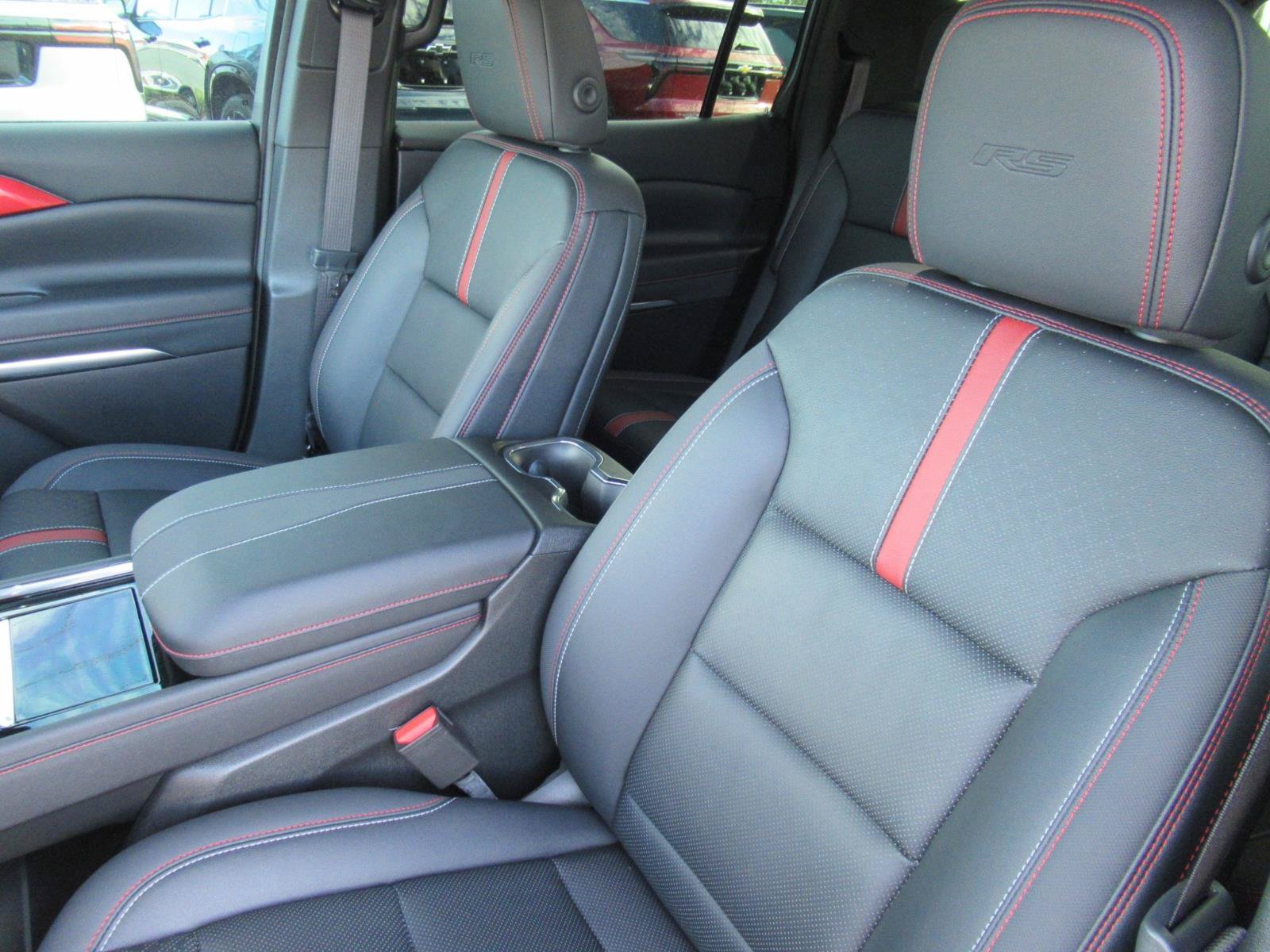 Used 2026 Chevrolet Traverse RS FWD image 20