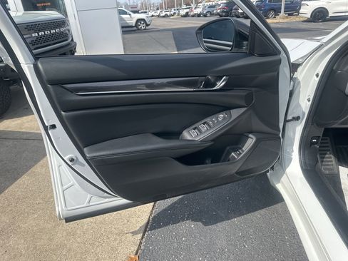 Used 2022 Honda Accord Sport Special Edition image 19