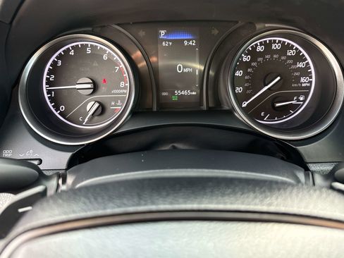 Used 2024 Toyota Camry SE FWD image 23