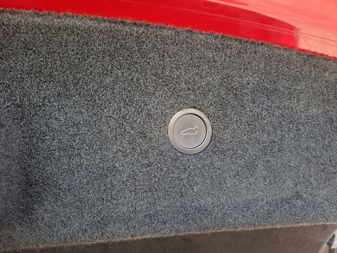 Used 2021 Tesla Model S Plaid image 29