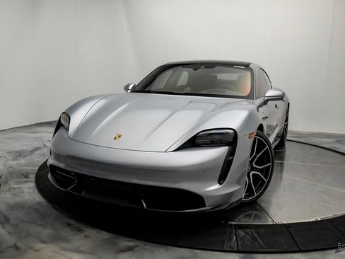 Used 2023 Porsche Taycan Turbo S w/ Premium Package image 3