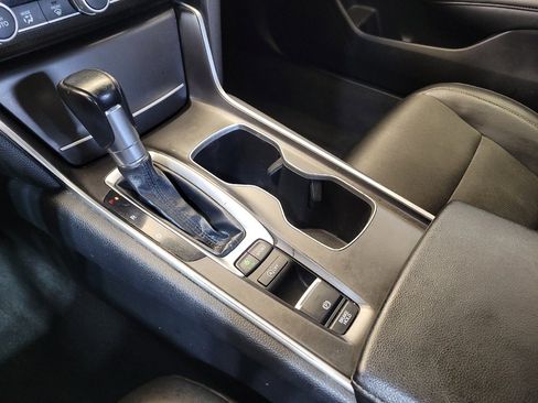 Used 2022 Honda Accord Sport image 26