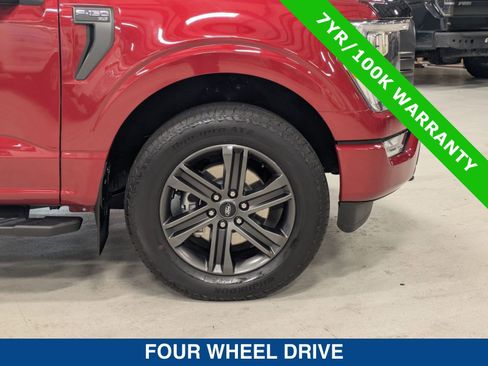 Certified 2022 Ford F150 XLT w/ Equipment Group 302A High image 11