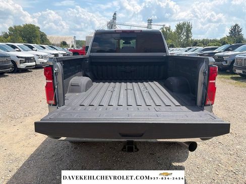 Used 2025 Chevrolet Silverado 2500 LTZ w/ LTZ Plus Package AWD/4WD image 35