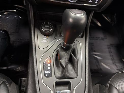 Used 2022 Jeep Cherokee Latitude Lux image 19