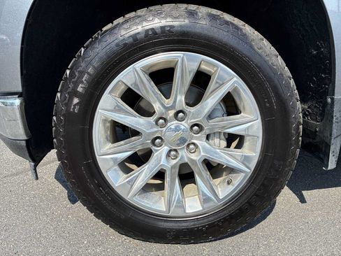 Used 2022 Chevrolet Silverado 1500 LTZ w/ Safety Package II AWD/4WD image 17