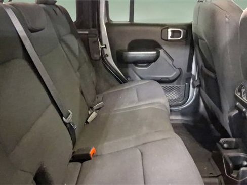 Used 2019 Jeep Wrangler Unlimited Sport S image 15
