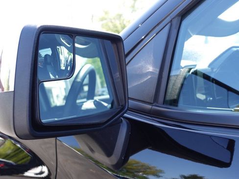 Used 2023 Chevrolet Silverado 1500 LT AWD/4WD image 13