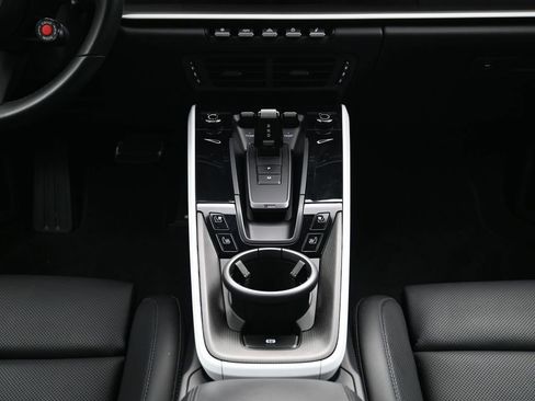 Certified 2025 Porsche 911 Carrera image 8