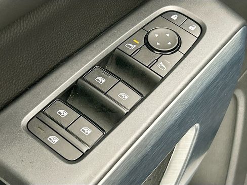 Used 2025 Nissan Pathfinder Rock Creek AWD/4WD image 21