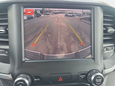 Used 2024 RAM 2500 Big Horn image 23