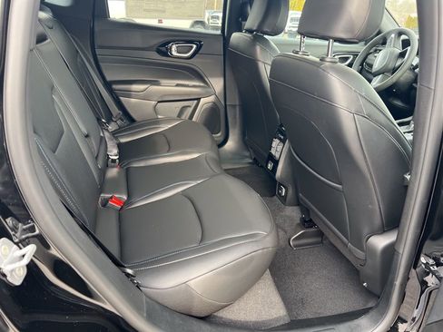 New 2026 Jeep Compass Limited image 13