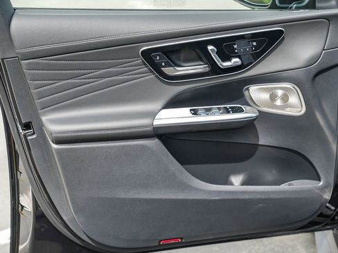New 2026 Mercedes-Benz GLC 300 4MATIC image 19