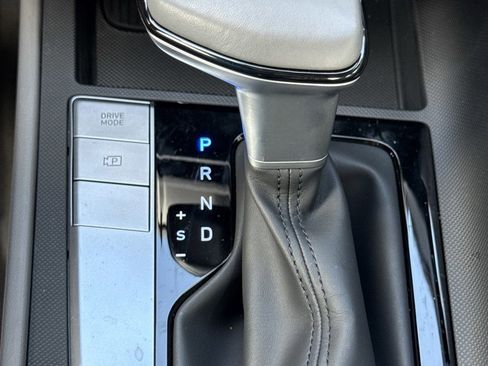 Certified 2025 Hyundai Elantra Sport image 26