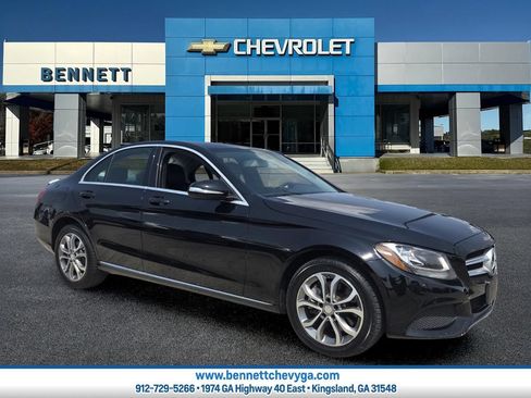 Used 2015 Mercedes-Benz C 300 4MATIC Sedan image 1