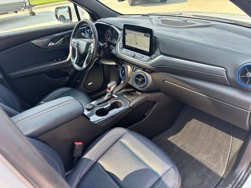 Certified 2023 Chevrolet Blazer RS w/ Driver Confidence II Package image 30