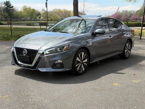 Used 2020 Nissan Altima 2.5 SL FWD image 4