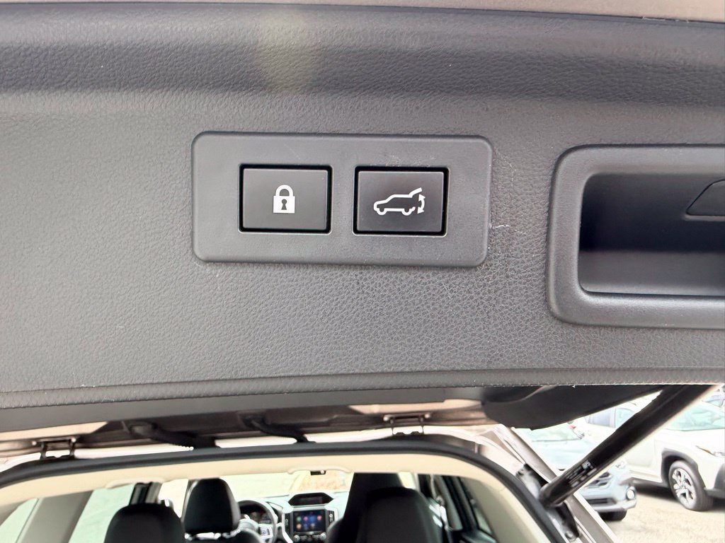 Used 2023 Subaru Forester Touring AWD/4WD image 9