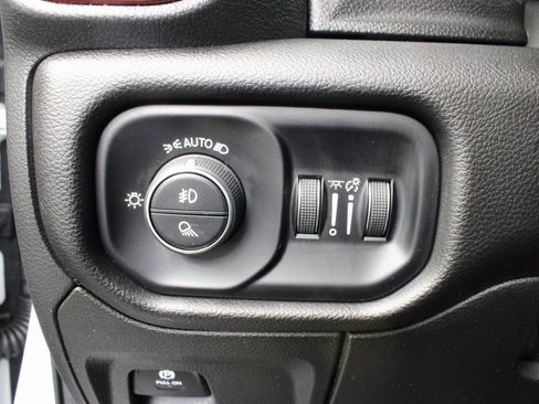 Used 2025 RAM 1500 Rebel image 46