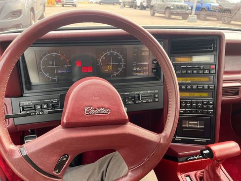 Used 1987 Cadillac Allante image 5