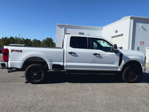 Used 2024 Ford F250 XL w/ STX Appearance Package image 9