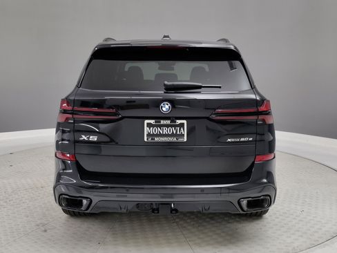 Used 2026 BMW X5 xDrive50e w/ M Sport Package AWD/4WD image 7