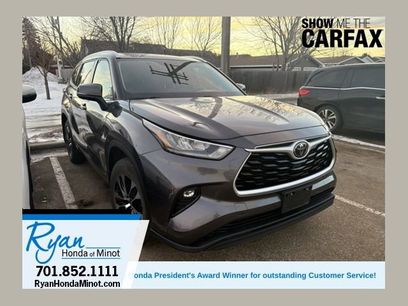 Used 2020 Toyota Highlander XLE