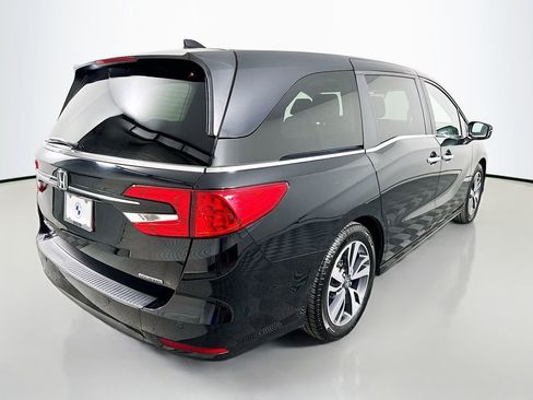 Used 2022 Honda Odyssey Touring image 5