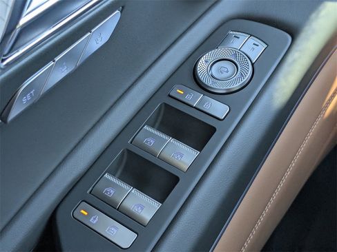 Used 2025 Genesis GV80 3.5T Advanced image 27