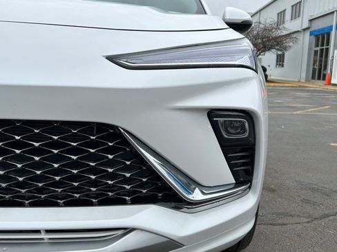 New 2026 Buick Envista Avenir image 3