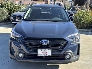 Used 2025 Subaru Outback Onyx Edition video 2
