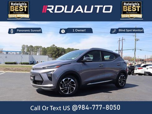 Used 2023 Chevrolet Bolt EUV Premier w/ Sun & Sound Package image 1