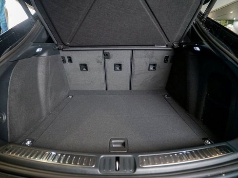 New 2026 Porsche Macan image 36