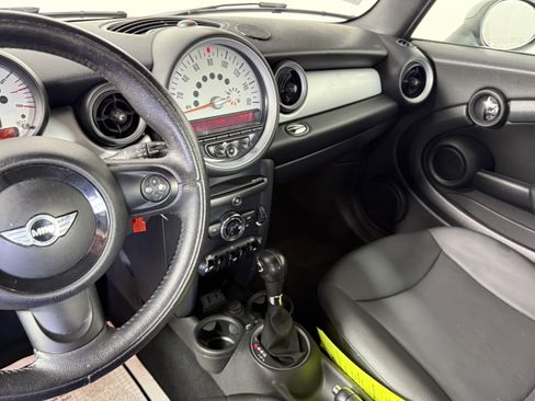 Used 2013 MINI Cooper Hardtop image 12