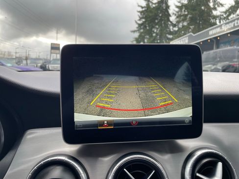 Used 2017 Mercedes-Benz CLA 250 image 18