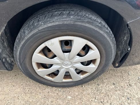 Used 2011 Toyota Corolla LE FWD image 5