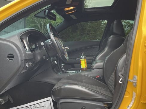 Used 2018 Dodge Charger R/T RWD image 5