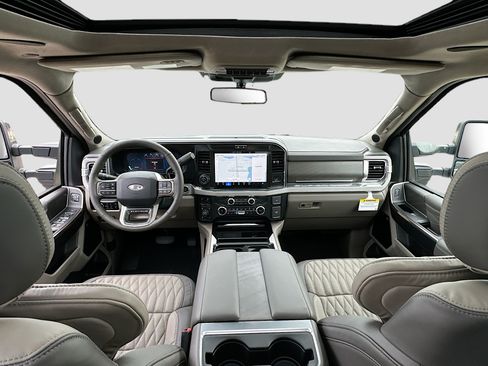 New 2026 Ford F250 Platinum w/ Platinum Plus Package AWD/4WD image 16