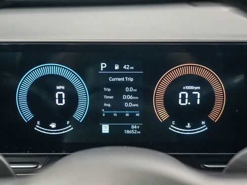 Used 2024 Hyundai Kona SEL AWD/4WD image 23